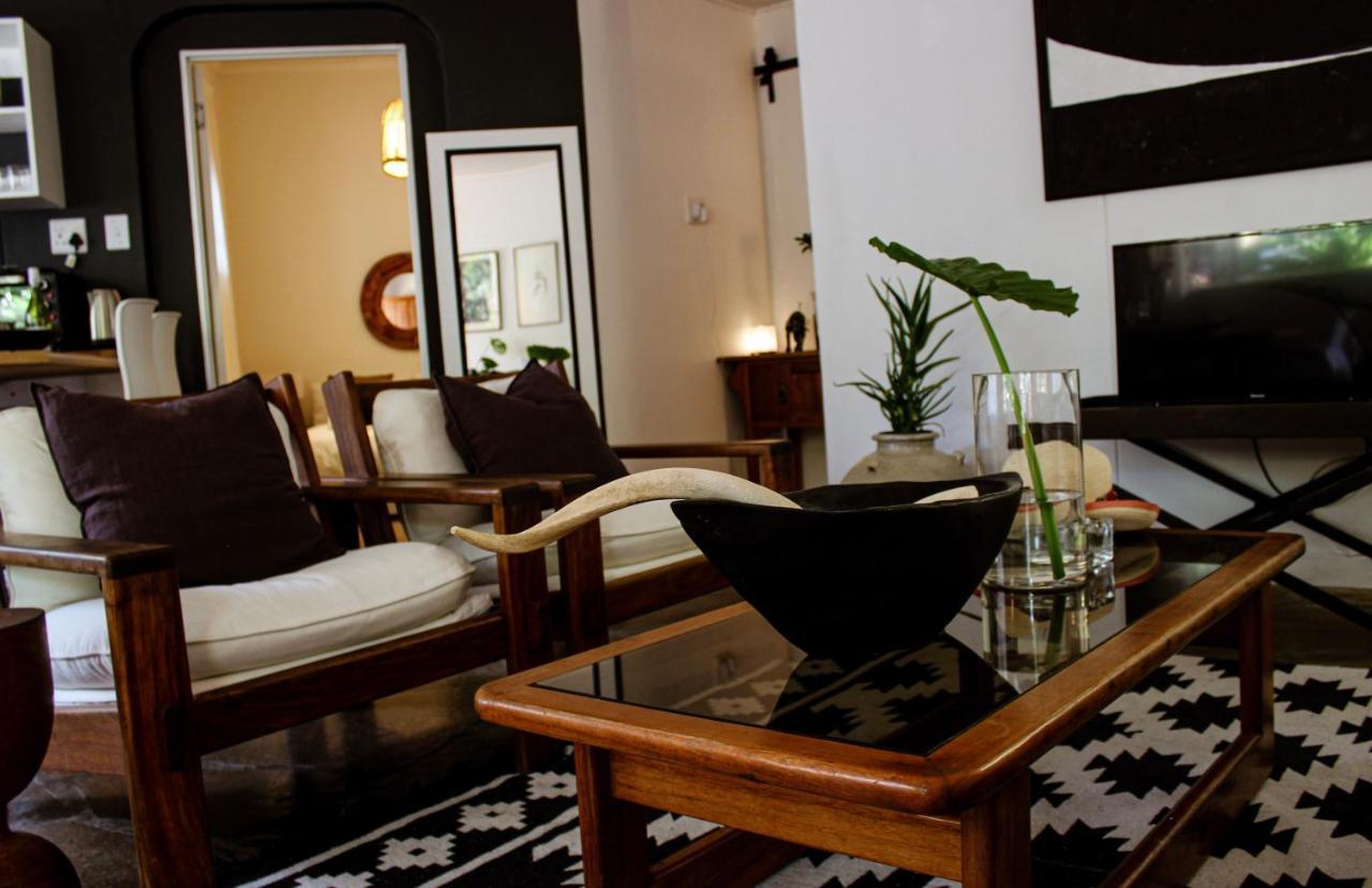 Alluring Self Catering 2 Bedroom Villa At Bokmakierie Villas Windhoek Exteriér fotografie