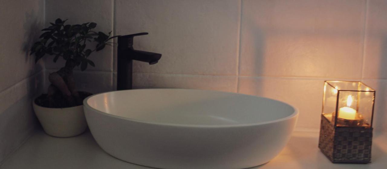Alluring Self Catering 2 Bedroom Villa At Bokmakierie Villas Windhoek Exteriér fotografie