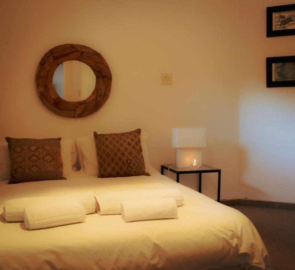 Alluring Self Catering 2 Bedroom Villa At Bokmakierie Villas Windhoek Exteriér fotografie